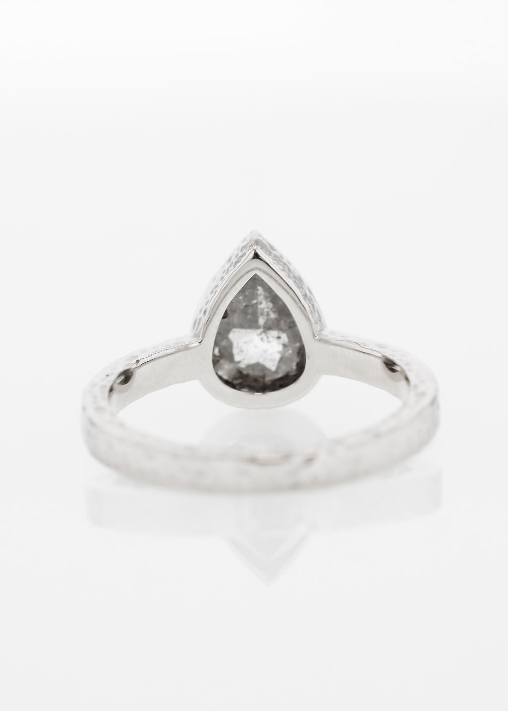 The Leda | 1.58ct Pear Salt and Pepper Diamond | 18k White Gold