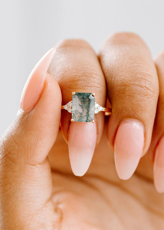 Our Guide to Moss Agate Engagement Rings