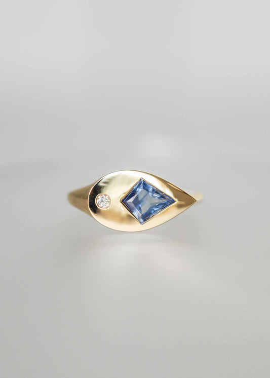 kite sapphire engagement ring, 14K yellow gold statement ring, modern bezel engagement ring, unique alternative bridal jewelry, geometric engagement ring, sculptural sapphire ring, ethical gemstone ring, asymmetrical engagement ring