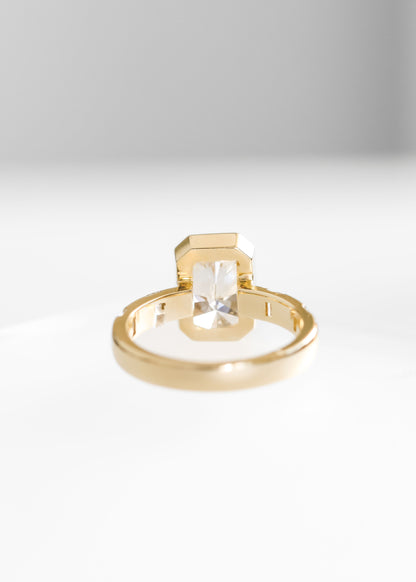 The Lennon | 3.04ct Radiant Lab Grown Diamond | Yellow Gold