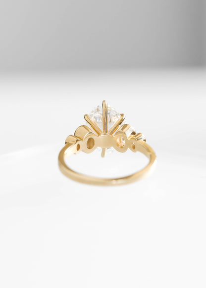 The Adelaide | 3.04ct Oval Lab Grown Diamond | Yellow Gold