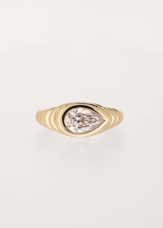 The Ribbed Vulcan | 1.51ct Lab Pear Diamond | Yellow Gold