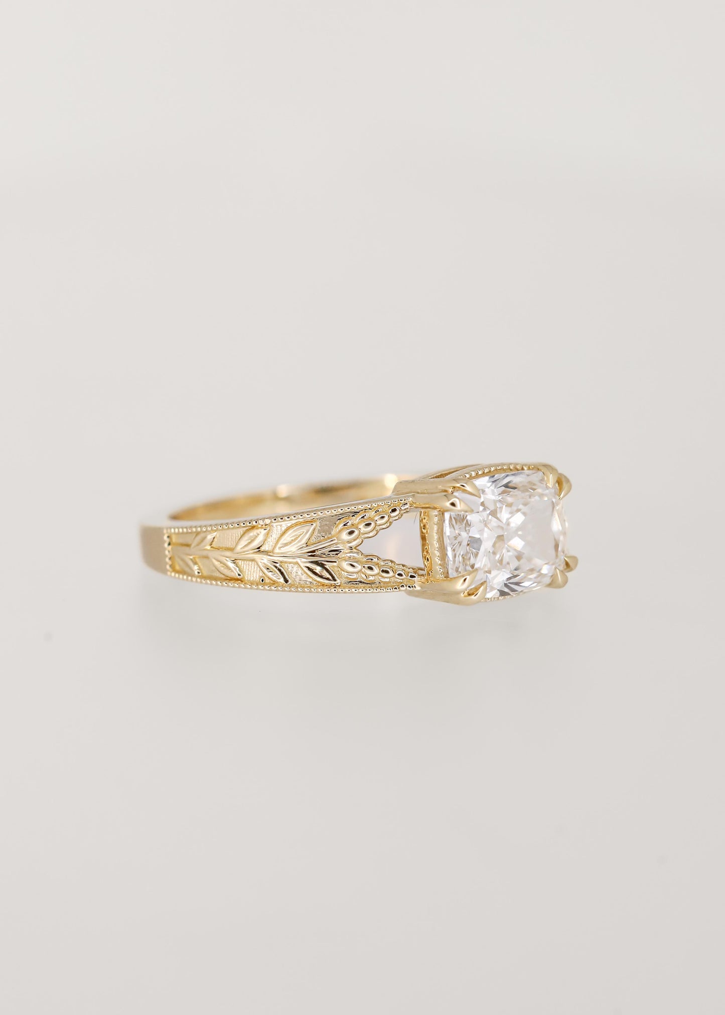 The Greta | 1.59ct Cushion Lab Diamond | Yellow Gold