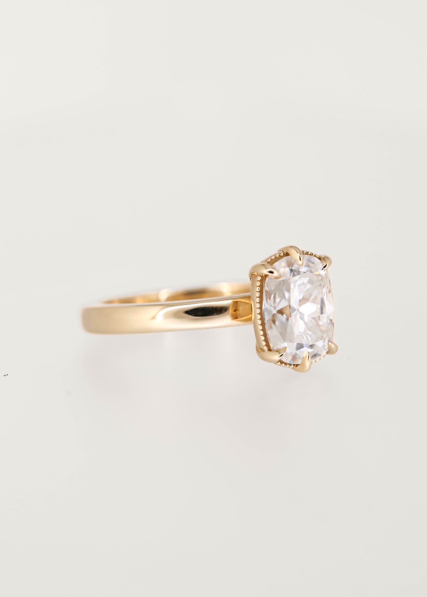 The Maeve | 1.96ct Elongated Cushion Moissanite | Yellow Gold