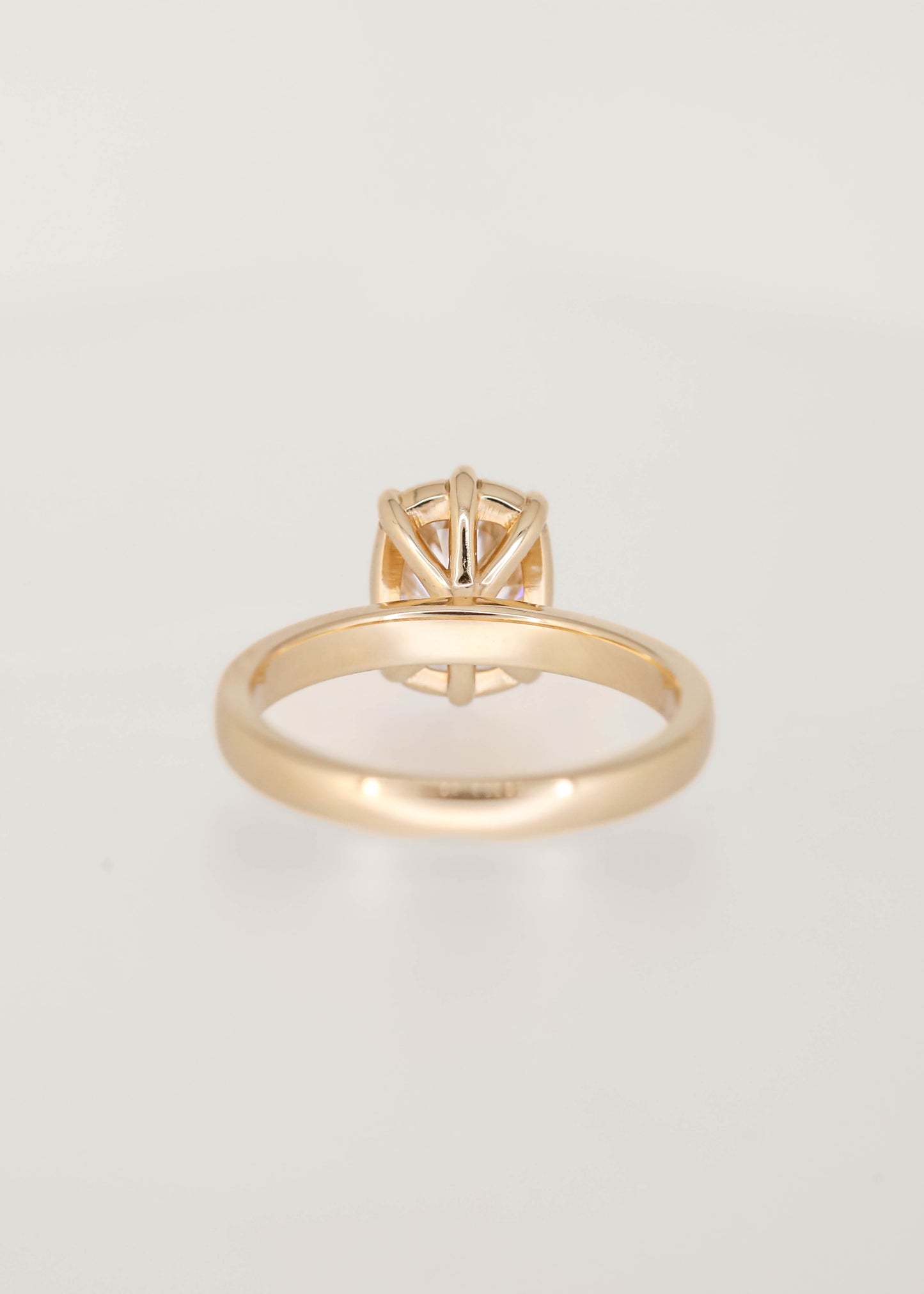 The Maeve | 1.96ct Elongated Cushion Moissanite | Yellow Gold