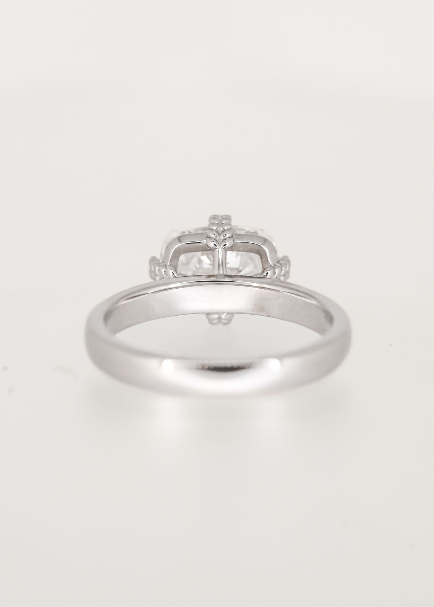 The Sloane | 2.46ct Cushion Lab Diamond | White Gold