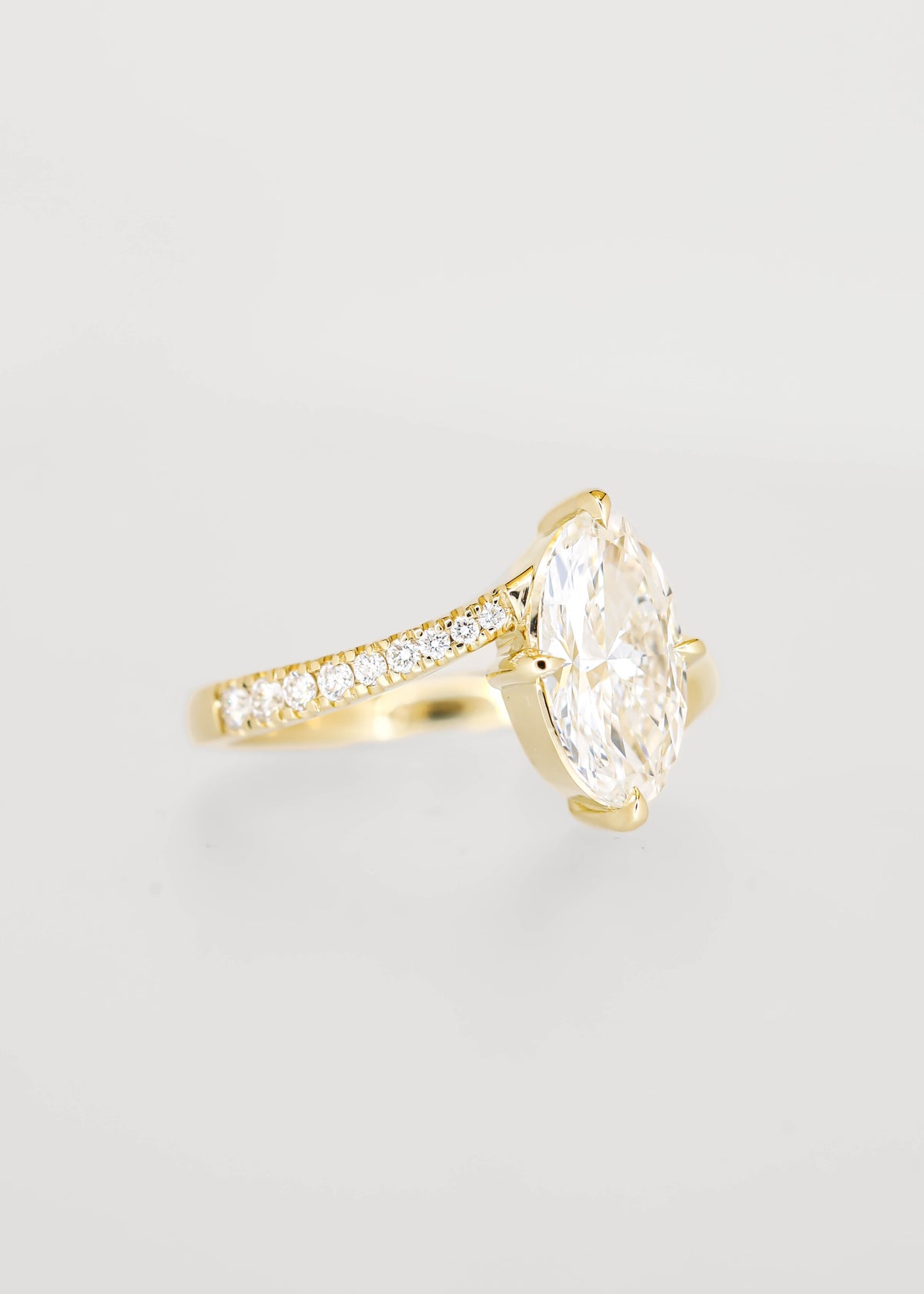 The Juno | 1.72ct Moval Lab Diamond | Yellow Gold