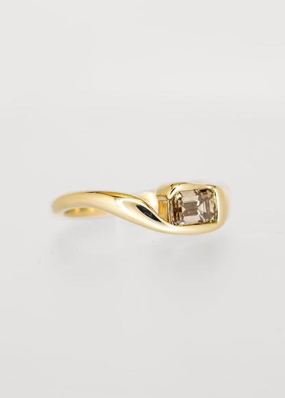 The Ember | 1.04ct Natural Champagne Diamond | Yellow Gold