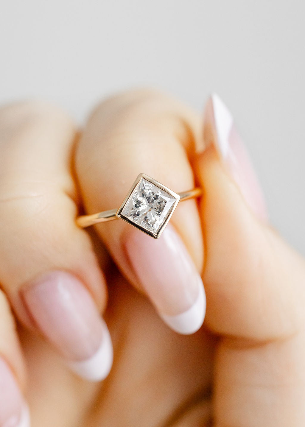 The Leda | 1.24ct Princess Cut Diamond | Yellow Gold