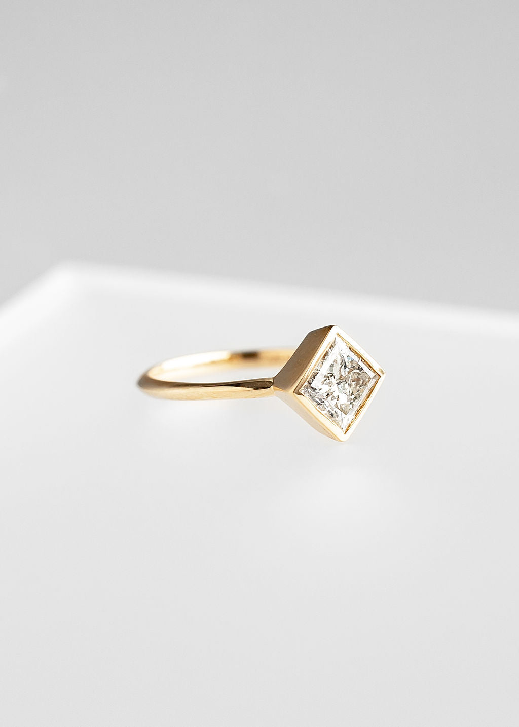 The Leda | 1.24ct Princess Cut Diamond | Yellow Gold