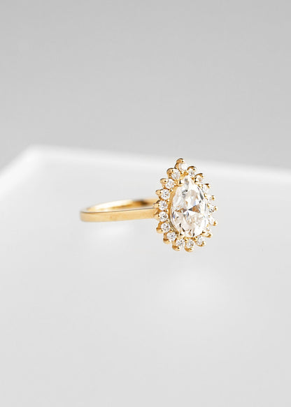 The Soleil | 1.35ct Pear Shaped Moissanite | Yellow Gold