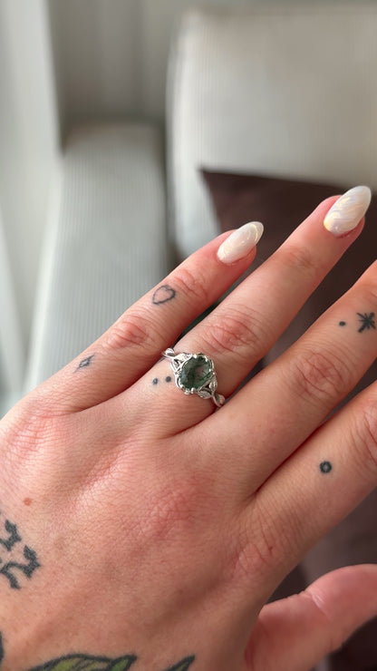 The Mira | .96ct Oval Moss Agate | White Gold