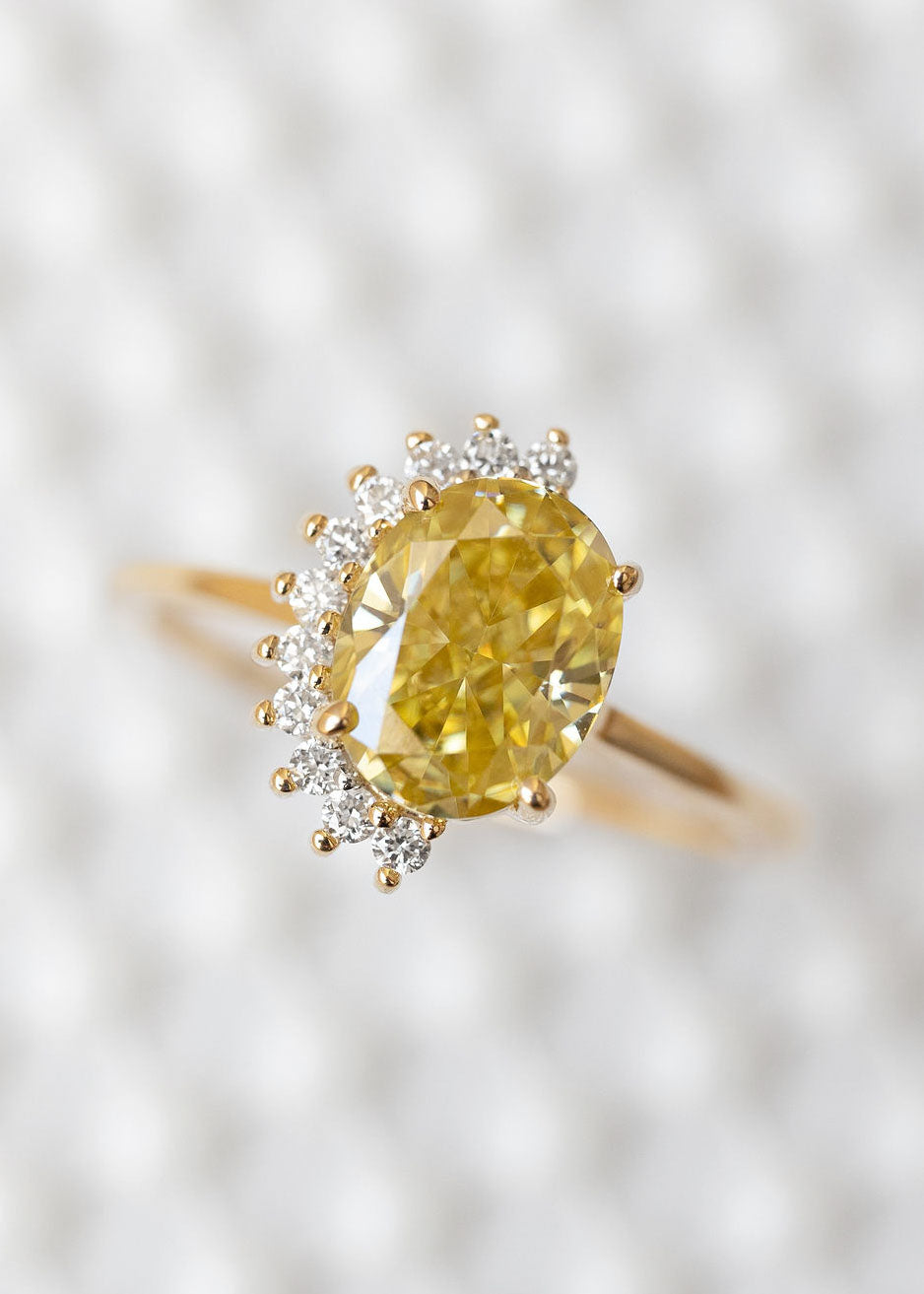 The Juliet Ring | 2.15ct Oval Yellow Moissanite | Yellow Gold