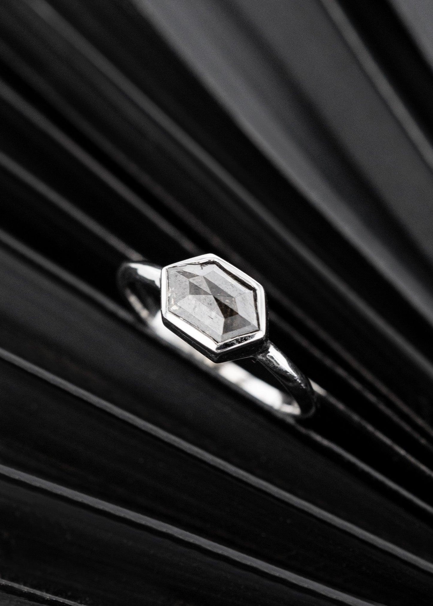 The Leda Ring | 1.20ct Hexagon Black-Brown Diamond | White Gold - VENVS