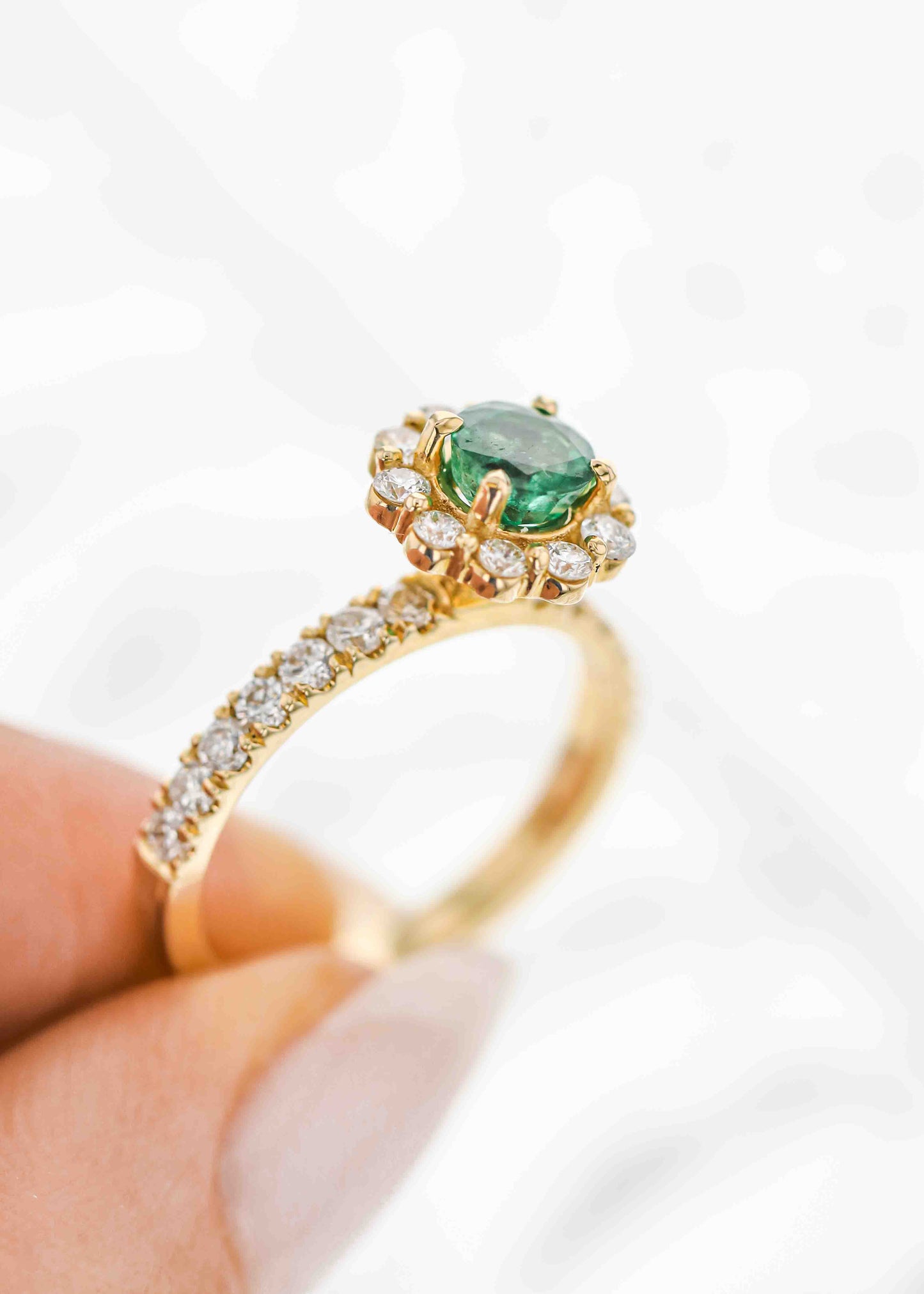 The Cordelia Ring | 0.64ct Round Emerald | Yellow Gold