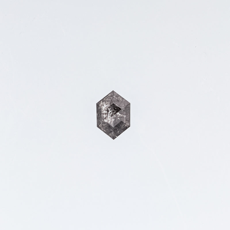 The Eclipse | Platinum | White | Size 4 | Stone HX94 | Antelope Ring Box | Custom Engraving:  +$0